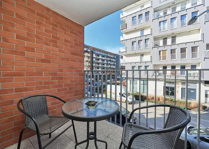 Dmowskiego Kepa Mieszczanska By Renters * فروتسواف