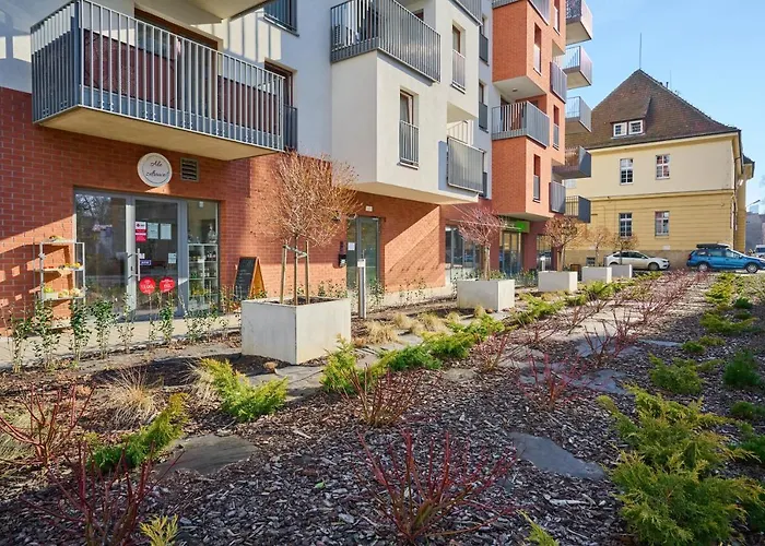 Dmowskiego Kepa Mieszczanska By Renters * Breslavia