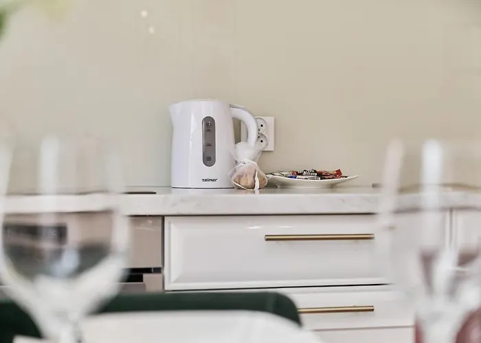 Dmowskiego Kepa Mieszczanska By Renters * Breslavia